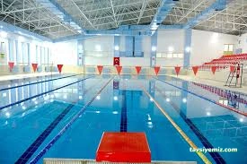 Cumhuriyet Üniversitesi Yüzme Havuzu