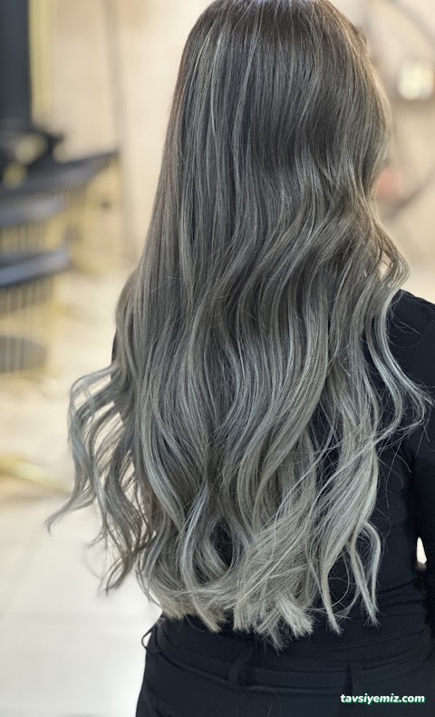 Karamel Bayan Kuaförü