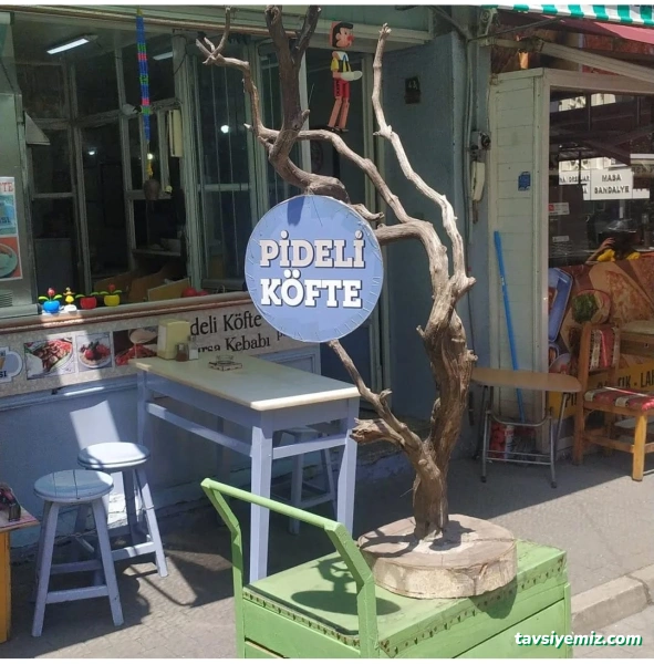 Dedenin Yeri Saray Kebapçısı