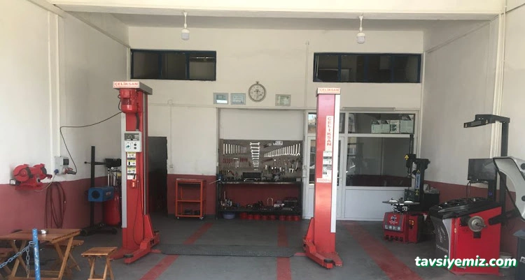 Demir Oto Bakım Servisi