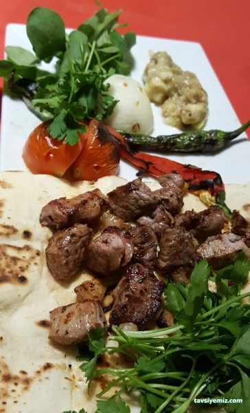 Dereboyu Dürümcüsü