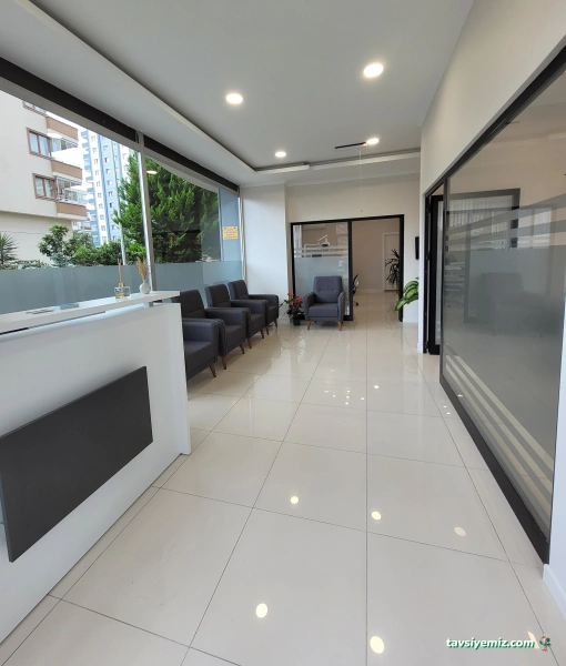 Diş Hekimi Dt. Efkan Arda Yücesan