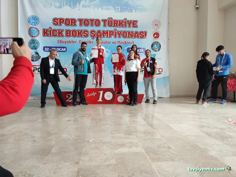 Doğan Güneş Kickboks Team