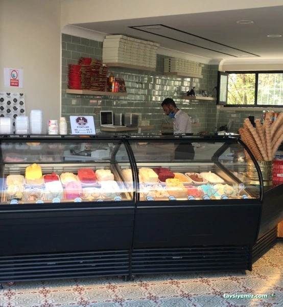 Dondurmacı Maraşlı Doğan Usta