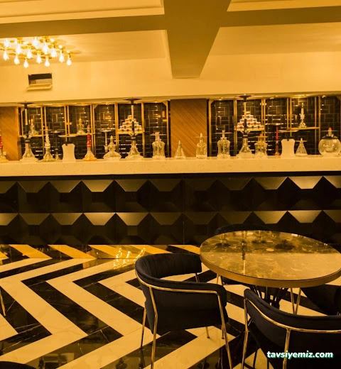 Mplus Cafe Restaurant