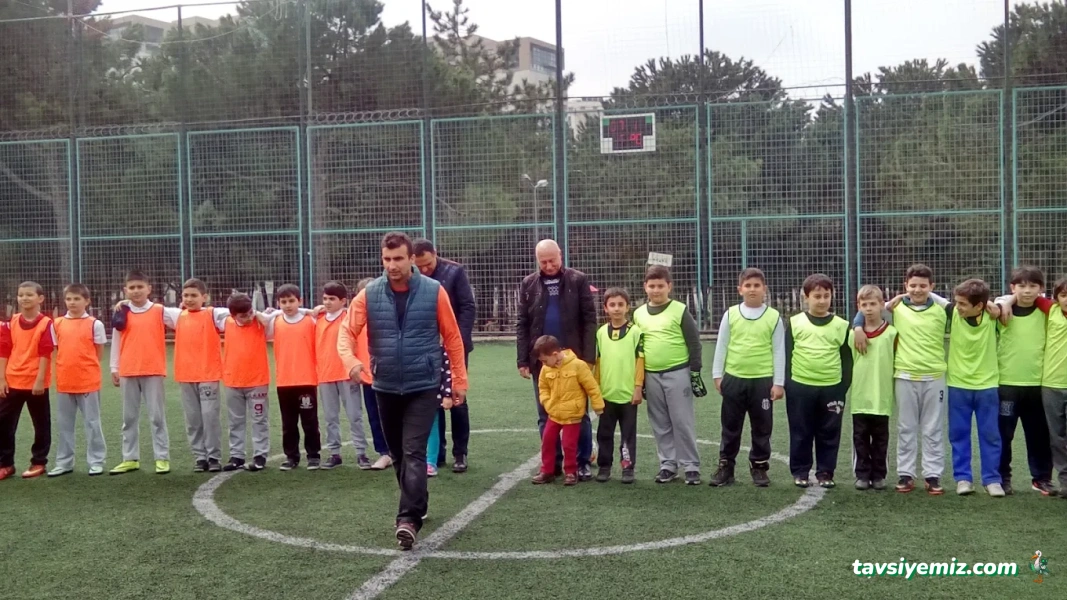 Emek Belediyesi Halı Saha Ve Spor Tesisi