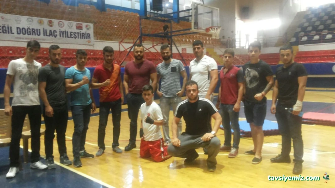 Enis Karaali Dövüş Sporları Eğitimi