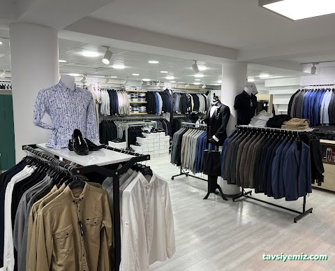 Rose Giyim Damatlık Ve Takım Elbise