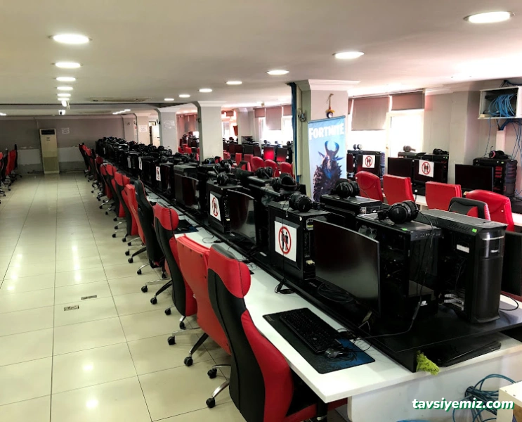 Gondol İnternet Cafe