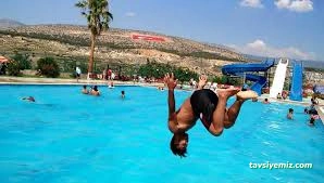 Fikret Ünlü Olimpik Yüzme Havuzu