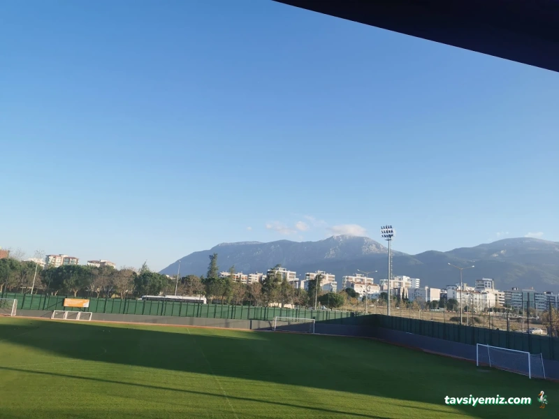 Fikri Bayrıl Spor Tesisleri