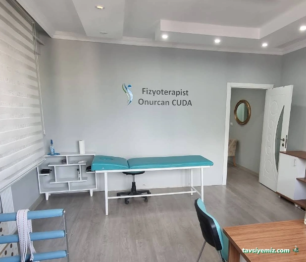 Fizyoterapist Onurcan Cuda Manuel Terapi