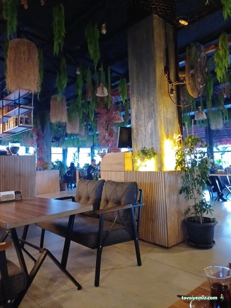 Foraa Cafe Restaurant