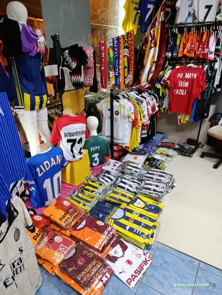 Futbol Formaları Mağazası ( Formaya İsim Yazılır)