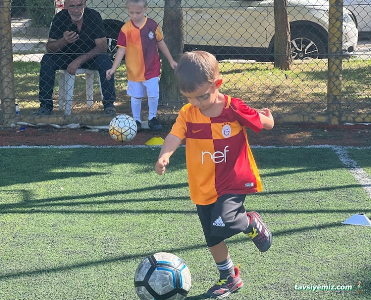 Galatasaray Kocaeli İzmit Futbol Okulu