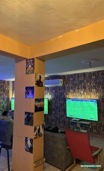 Game World Playstation Cafe