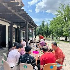 Genç Yazarlar Kitap & Kahve