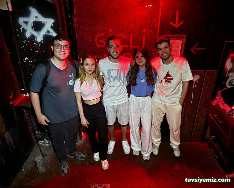 Gizli Party Korku Evi