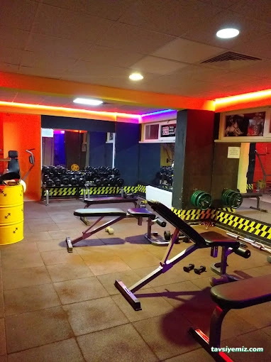 Glory Gym Fitness Kicboks Salonu