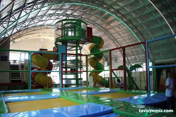 Gökkuşağı Oyun Parkı