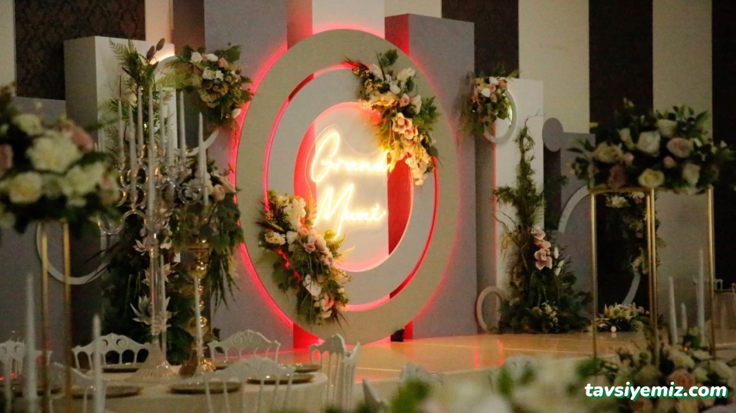 Grand Moni Royal De-Luxe Düğün Salonları