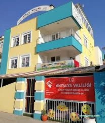 Gülen Yüzler Kreşi Ve Gündüz Bakımevi