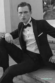 Gümüşler Gelinlik