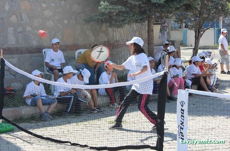 Hakkari Tenis Kortu