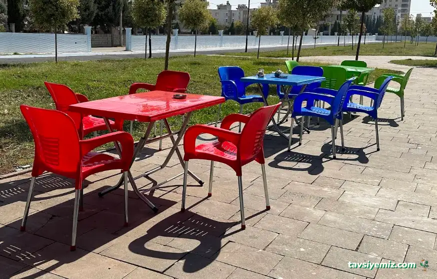 Havuz Başı Cafe 88 Aile Çay Bahçesi