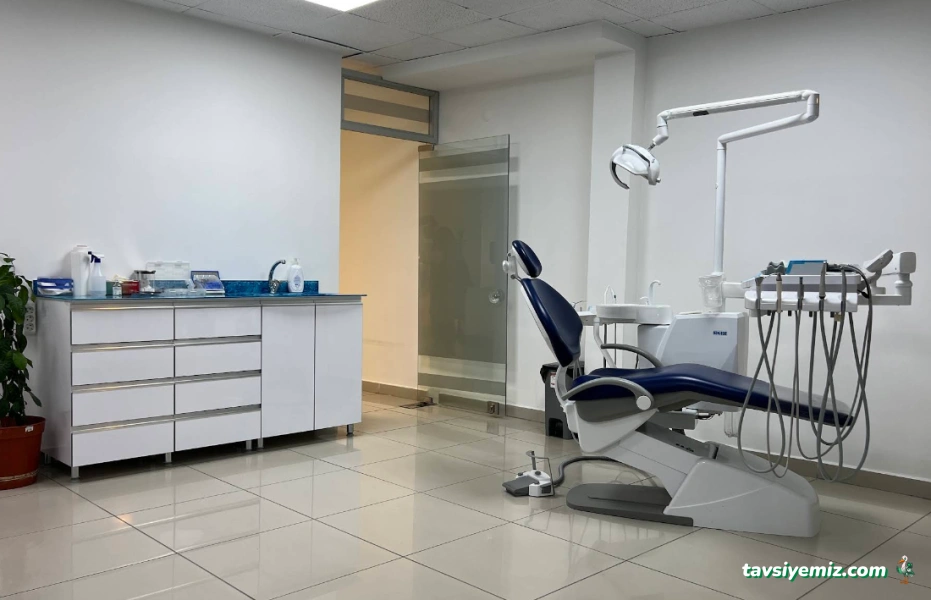 Hayat Ağız Ve Diş Kliniği