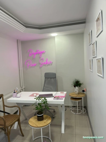 Hills Güzellik Merkezi