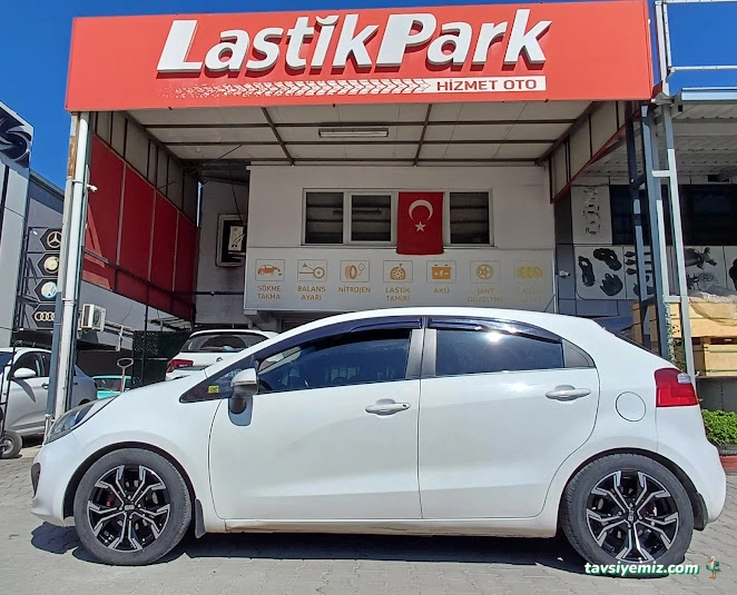 Hizmet Oto Lastik