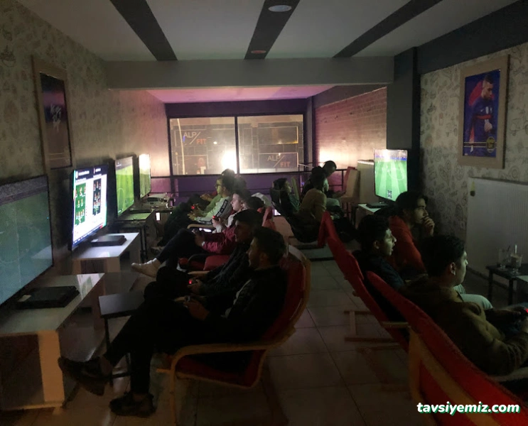 Hophop Cafe & Oyun Salonu