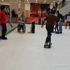 Iceland Edremit Buz Pateni Pisti