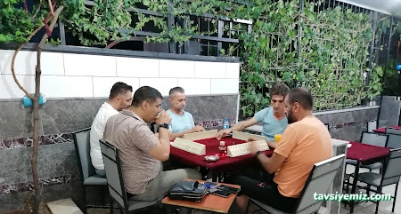 İmparator Kıraathanesi