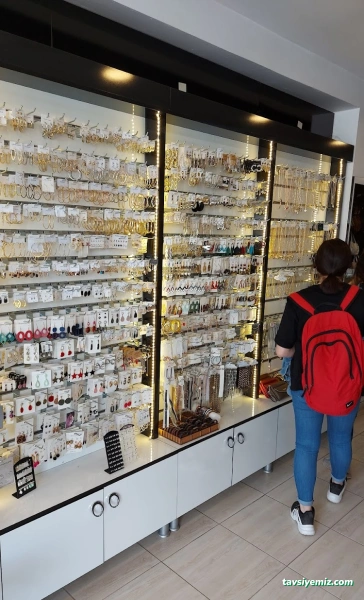 İnci (Çanta Valiz Takı Eşarp )