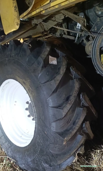 İnönü-Bozüyük Mobil Oto Lastik Yol Yardım(Madeni Yağ-Akü)