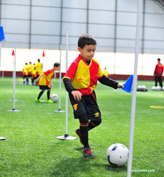 Isparta Göztepe Futbol Okulu