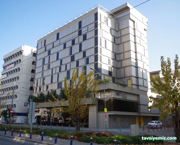 İzmir Büyükşehir Belediyesi İzelman A.ş. Tam Otomatik Alsancak Otoparkı