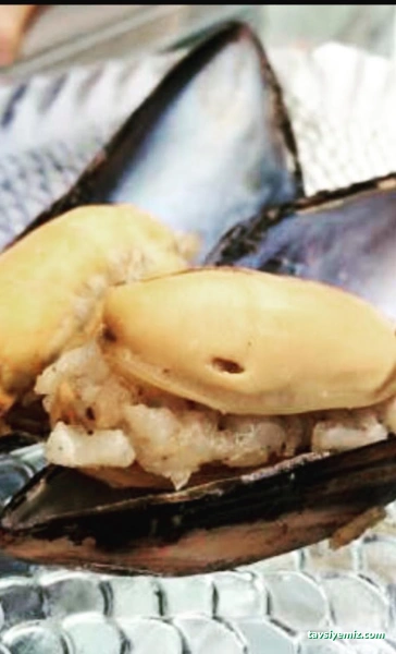 İzmir Midye Dolma