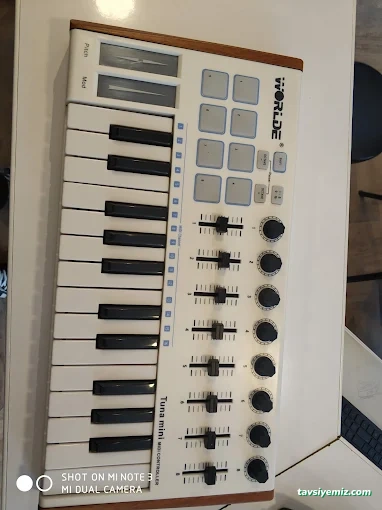 Jazz Stüdyo & Müzik Aletleri