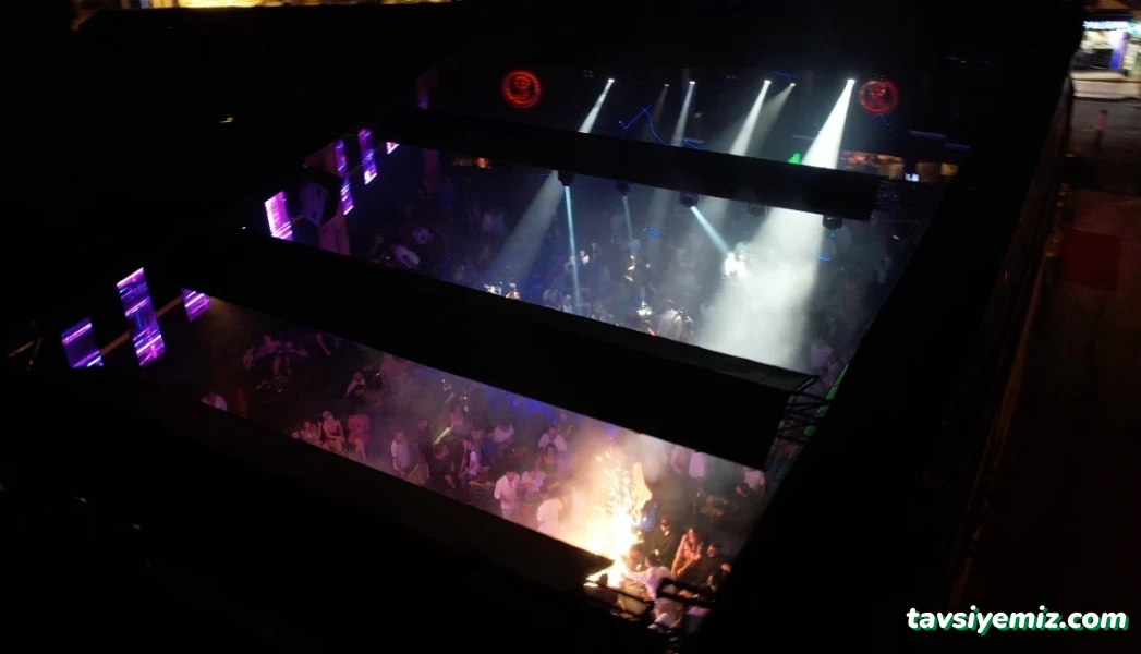 Jolyy Gece Klubü - Bodrum Jolyy Night Club