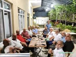 Kanarya Kıraathanesi Ahmet Kartalcıklar