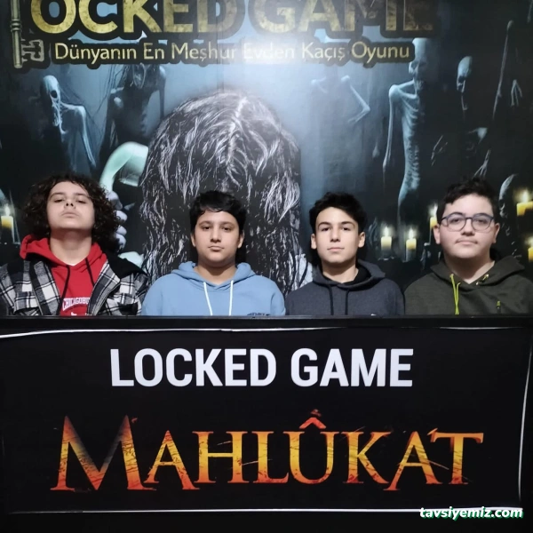 Kanlı Gece Korku Evi