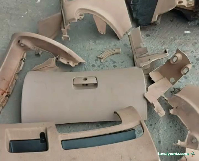 Karabayotoestetik-Plastik Göğüs Ve Tampon Tamiri