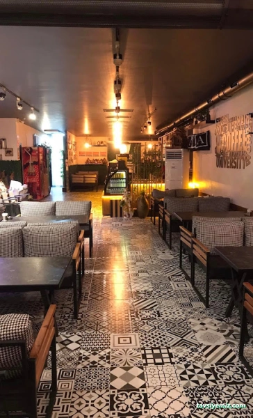 Karya Cafe Restaurant Oyun Salonu