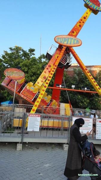 Kılıç Lunapark