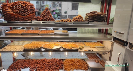 Kınacılar Tatlıcısı