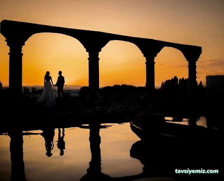 Kırmızı Beyaz Fotoğrafçılık