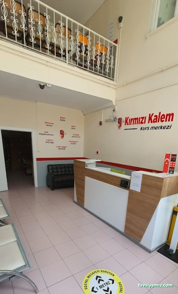 Kırmızı Kalem Akademi